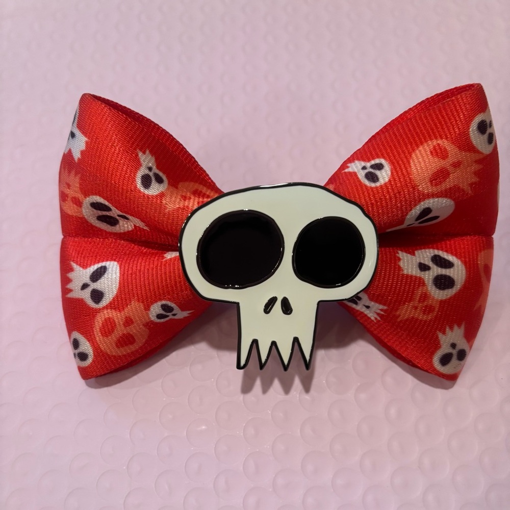 Harveys Seatbelt Nightmare Before Christmas skulls click n carry strap/bow NEW - Picture 3 of 3